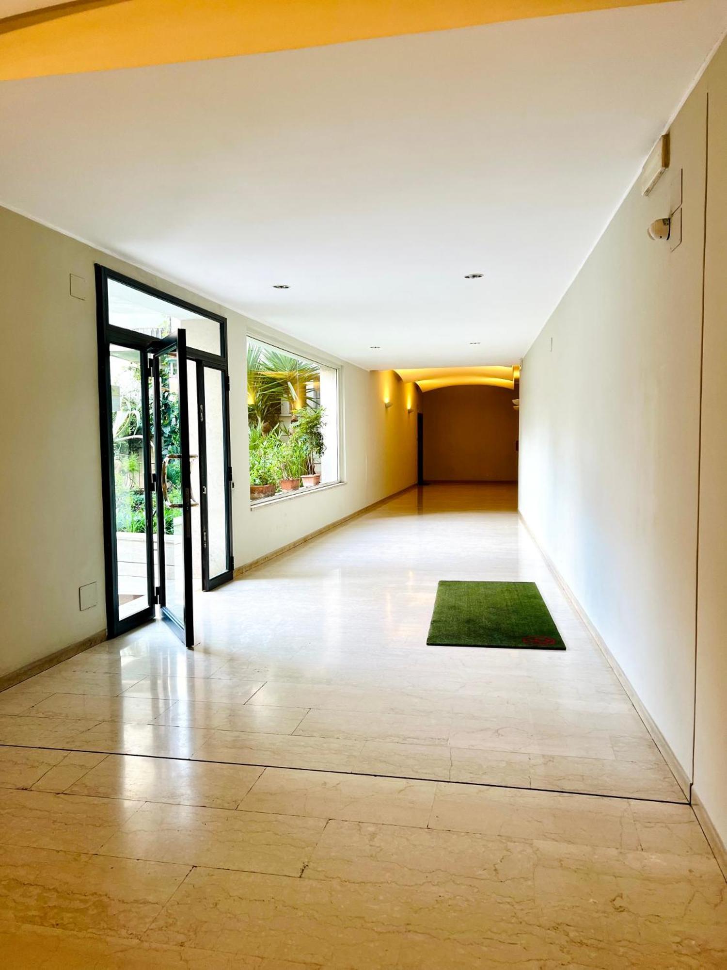 Elegant Bianca Apartamento